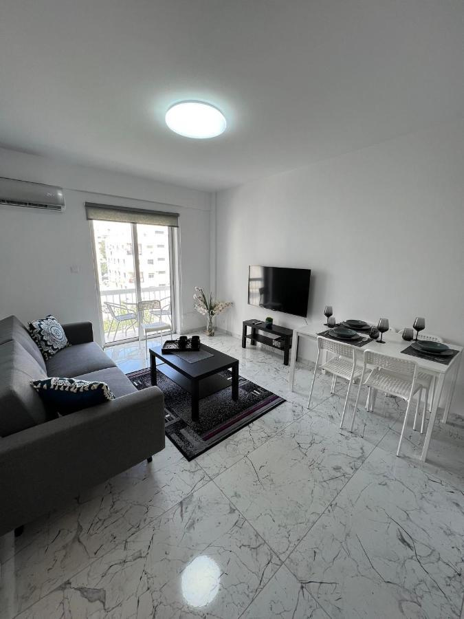 Amalia Residences Nicosia Kültér fotó